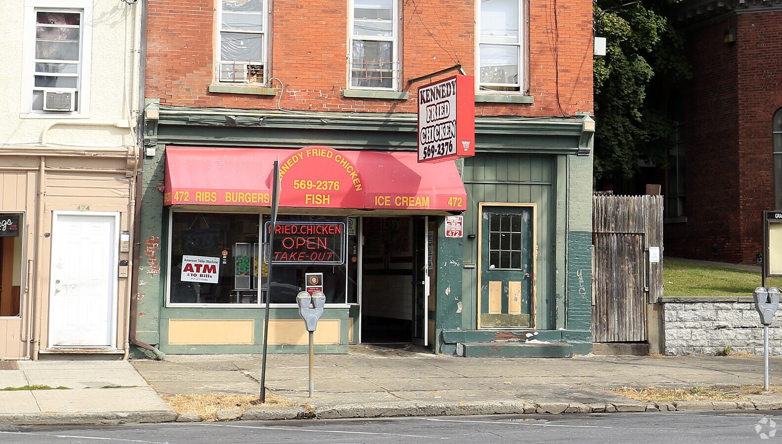 en la calle - 472 Broadway