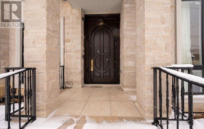 Photo - 32 Devondale Ave