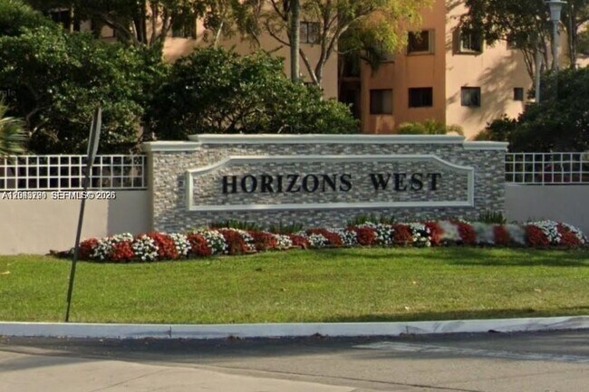 Photo - 8420 SW 133rd Avenue Rd Unit 422