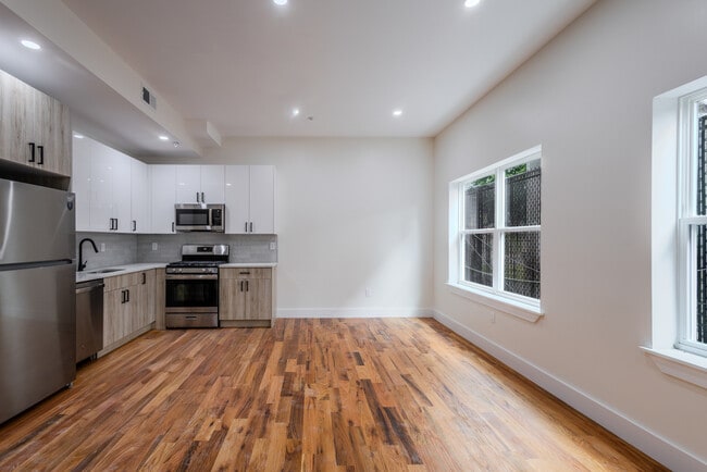 145 Roseville Ave