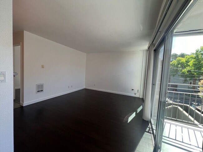 Photo - 2240 Blake St Unit 208