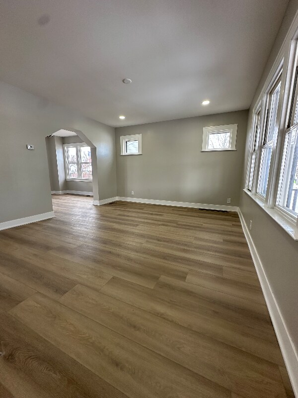 Photo - 28455 Melvin St