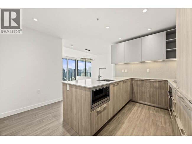 6699 Dunblane Ave Unit 2902