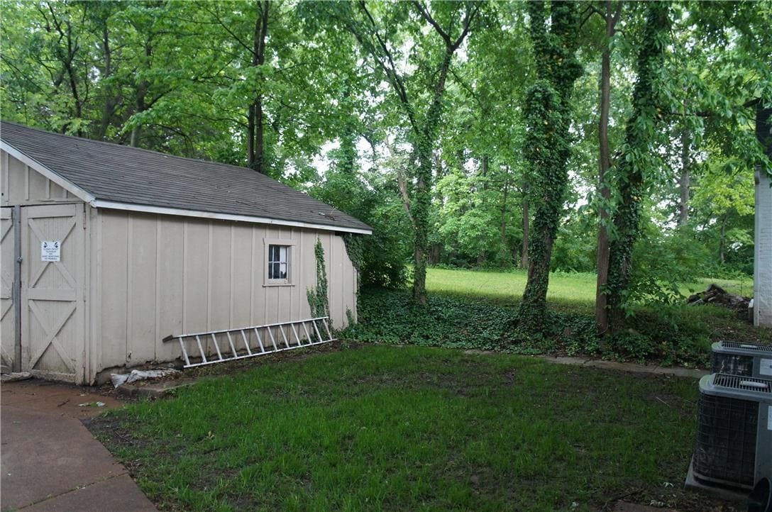 Photo - 603 W Lincoln St