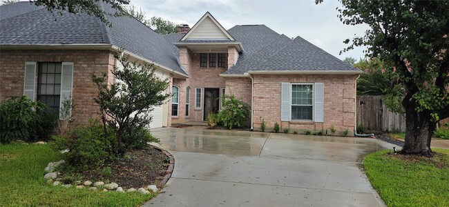 Photo - 1214 W Forest Dr House
