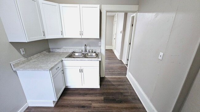Photo - 258 W Third St Unit 258 W Third St B