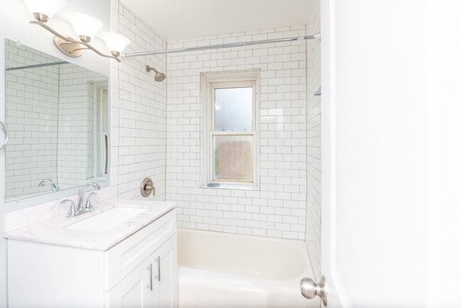 Photo - 227 Custer Ave Unit 2