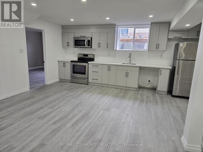 Photo - 19 Stonecrest Blvd