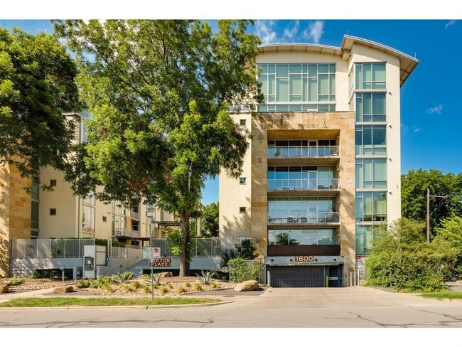 Photo - 1600 Barton Springs Rd Unidad 5509 Rental