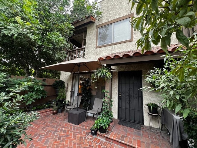Building Photo - 13191 Newland St Unit 1 Rental
