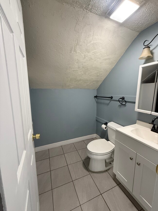 Photo - 825 Grand Ave Unit Upper