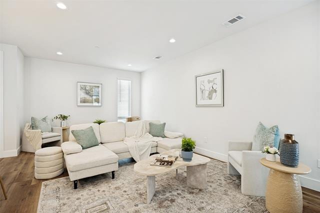 Building Photo - 5633 Live Oak St Unit 104