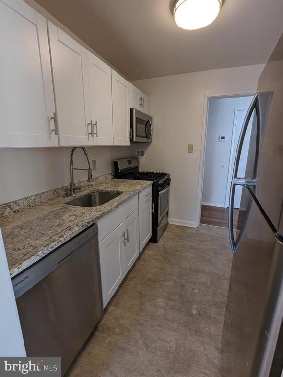 Photo - 7145 Donnell Pl Unidad D3