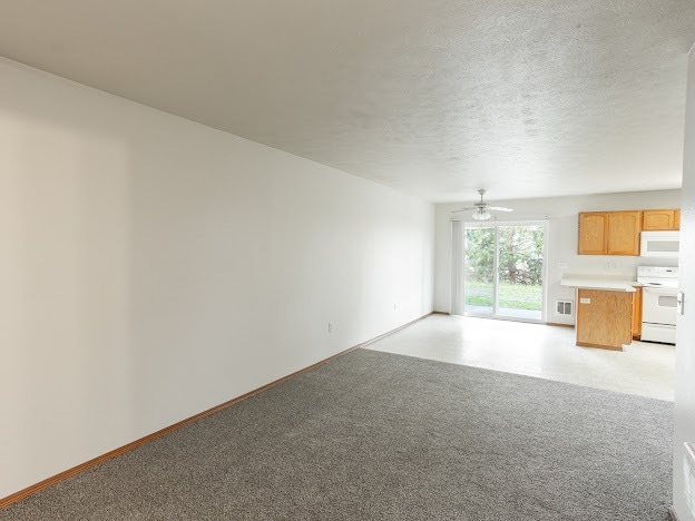 Photo - 1609 E Hartson Ave Unit #2