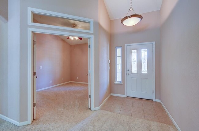 Photo - 1927 N Karen Ave