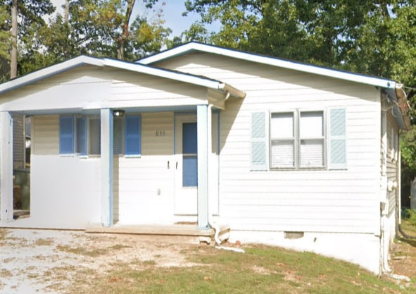 Building Photo - 933 East Ave Rental