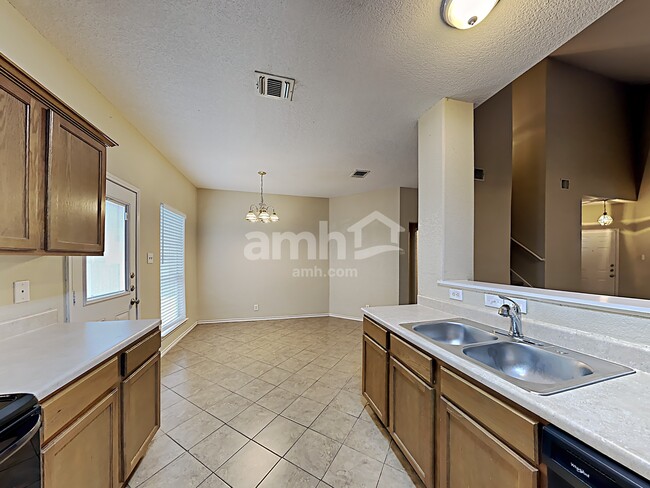 Photo - 8610 Still Moon