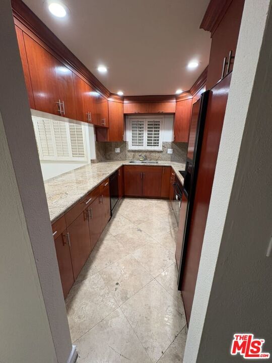 Photo - 8909 Burton Way