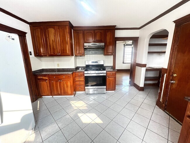 Photo - 103 St Andrew Rd Unit 2