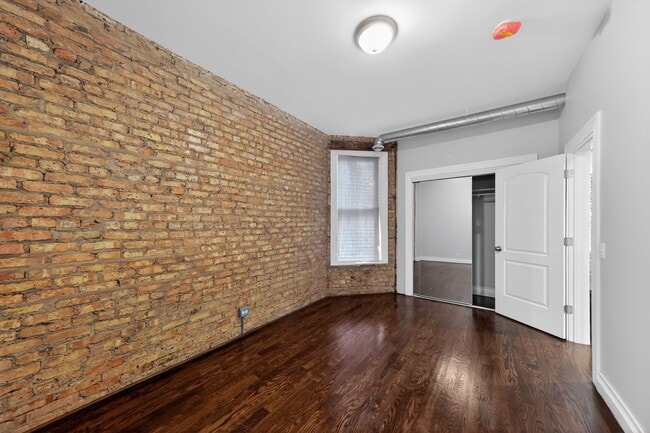 Photo - 7038 S Eberhart Ave Unit 1