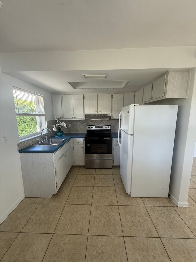 623 92nd Ave N Unit 623A