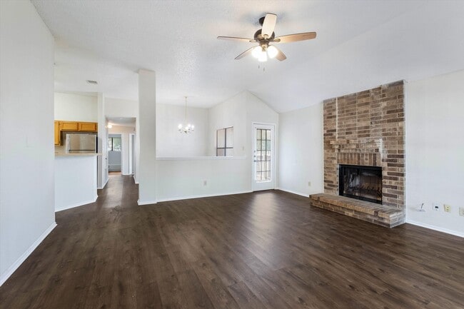 Photo - 6822 Quail Lake Dr