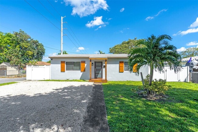 Building Photo - North 26th Avenue, Hollywood, FL 33020 - 3 BR 1 BA single-family home