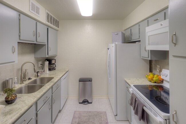 Photo - 845 Augusta Dr Unit 29