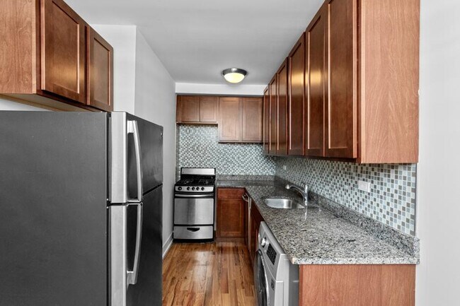 Photo - 1 bedroom in Chicago IL 60614 Unidad 712