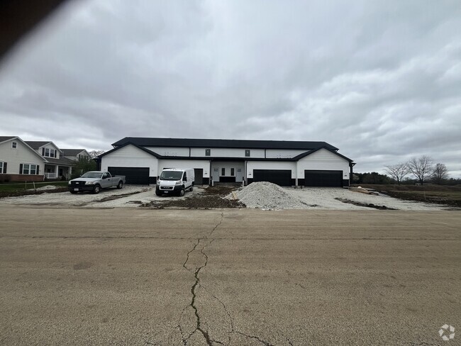 Building Photo - 1319 Sioux Turn Rental