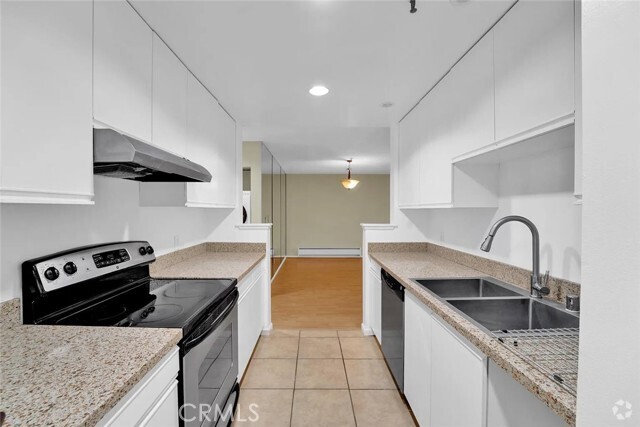 Building Photo - 2917 MacArthur Blvd Rental