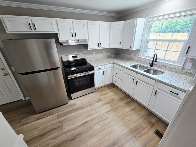 Photo - Charming 4-Bedroom Home in Burlington