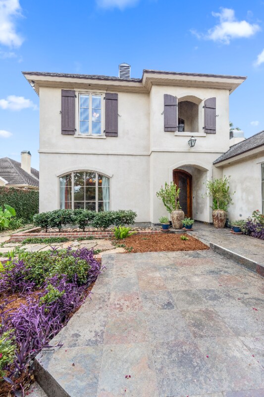 118 W Bayou Pkwy