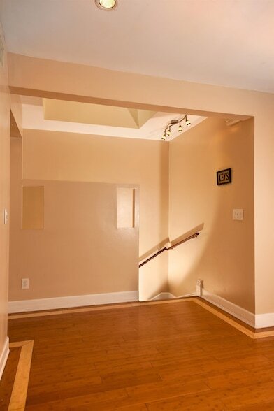 Photo - 384 Webster Ave