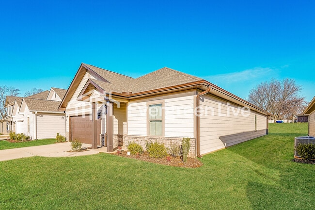 Photo - 15785 Ruthie Lynn Dr