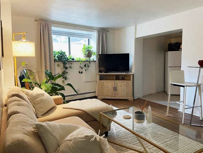 Photo - 34 Kinross Rd Unit 2