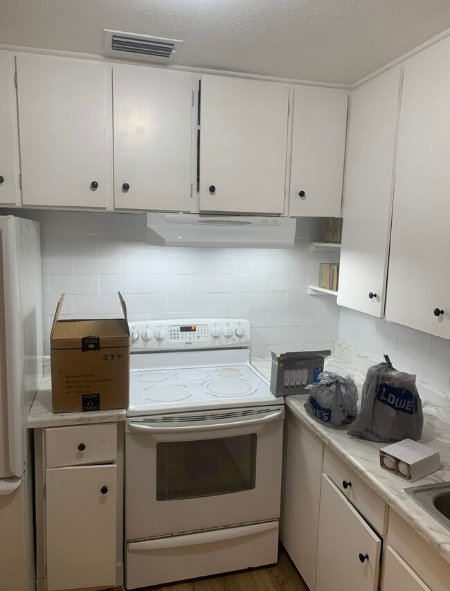 Photo - 4800-4813 13th Ave N