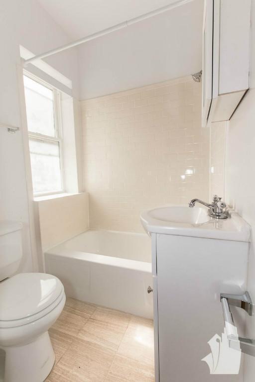 2915 W George St Unit 2915-2