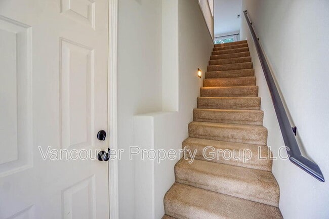 Photo - 8717 NE 17th St