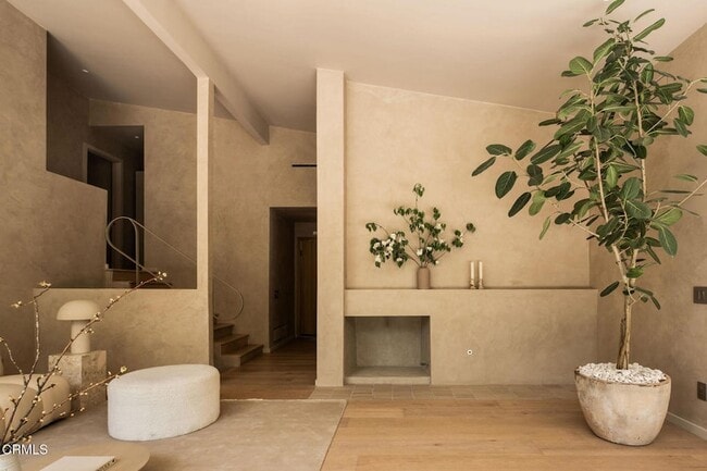 Photo - 4722 Larkwood Ave