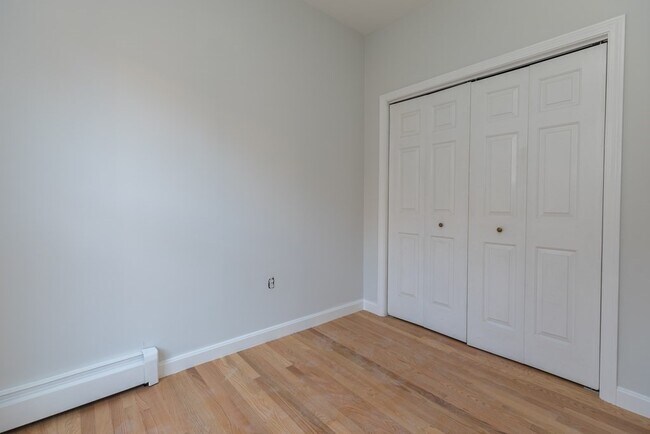 Photo - 88 Waltham St Unidad 3