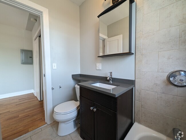 Building Photo - 4542 N Damen Ave Unit 412 Rental