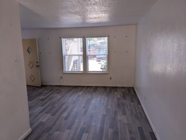 Photo - 2605 N Ayers Ave Unit Downstairs