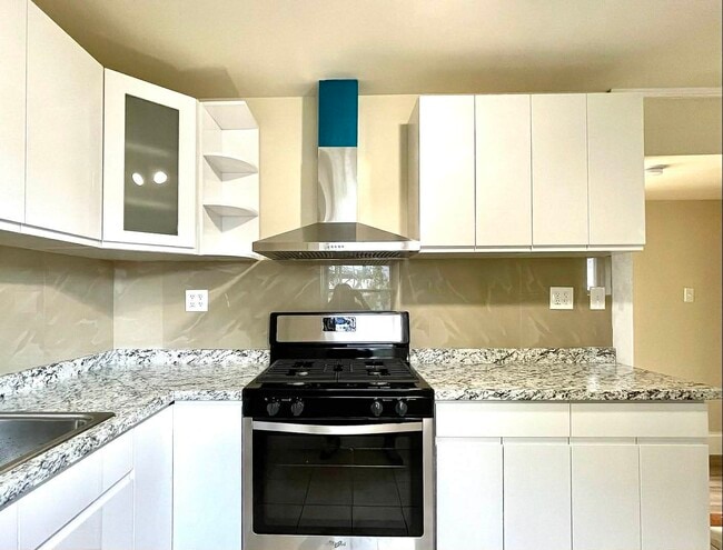 Photo - 350 Congress St Unit 350 Congress Street