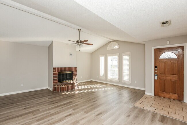 Photo - 4079 Tulip Tree Dr