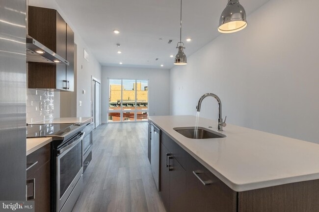 Photo - 710 N 16th St Unit 204