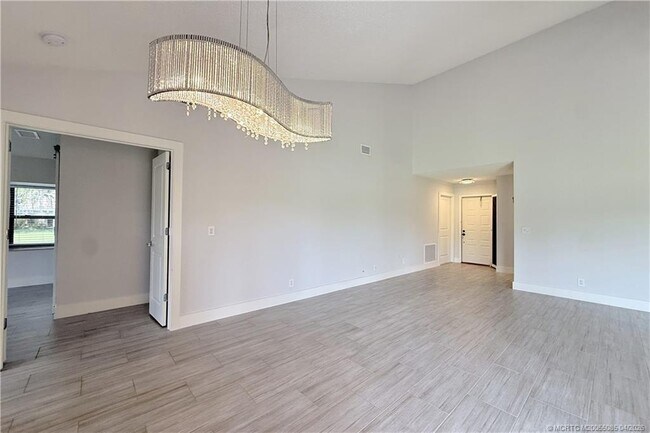 Photo - 3505 SW Quail Meadow Trail Unit A