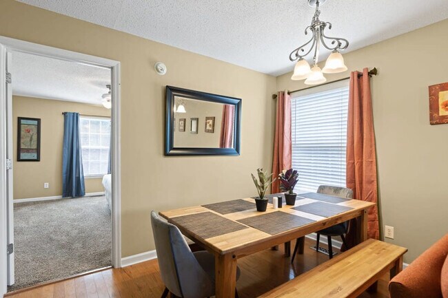 Photo - 222 Elmwood Dr Unit ID1043555P