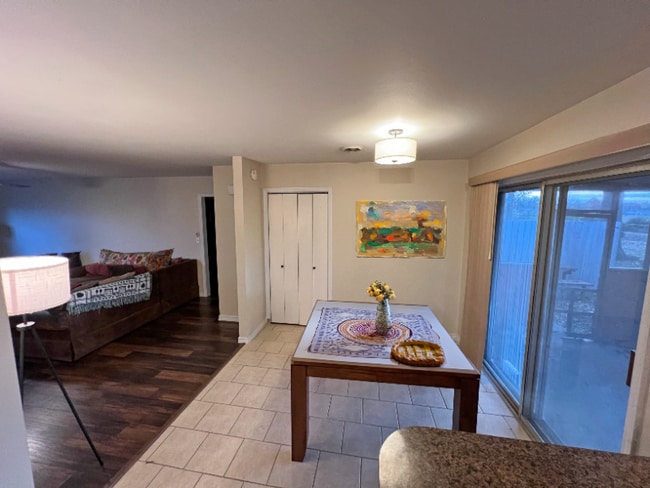 Photo - 628-630 S 21st St Unidad 628