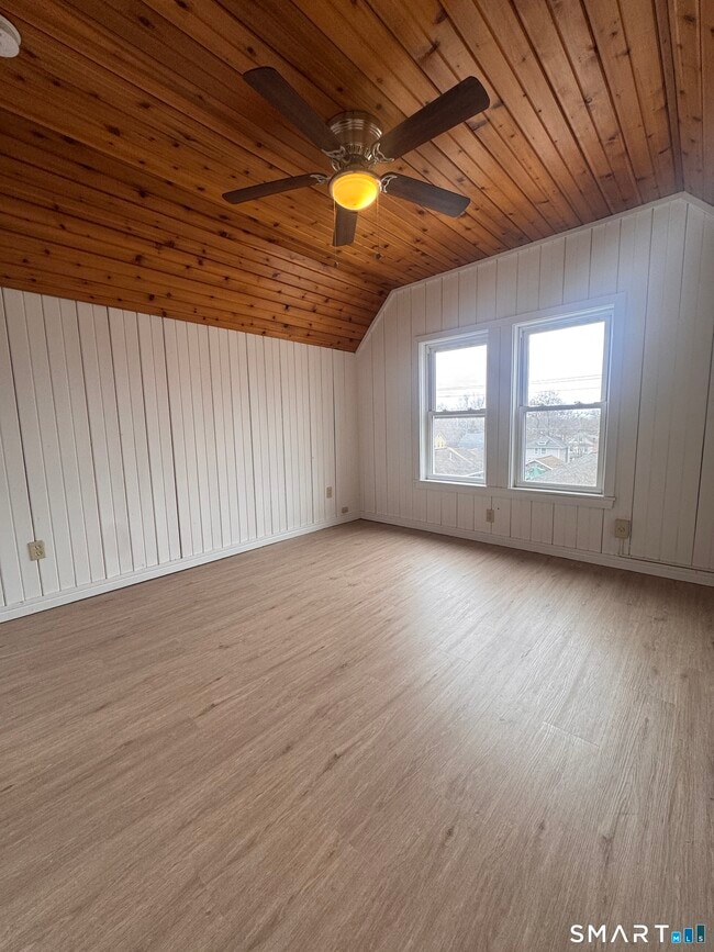 Photo - 48 Lenox Ave Unidad 3rd floor